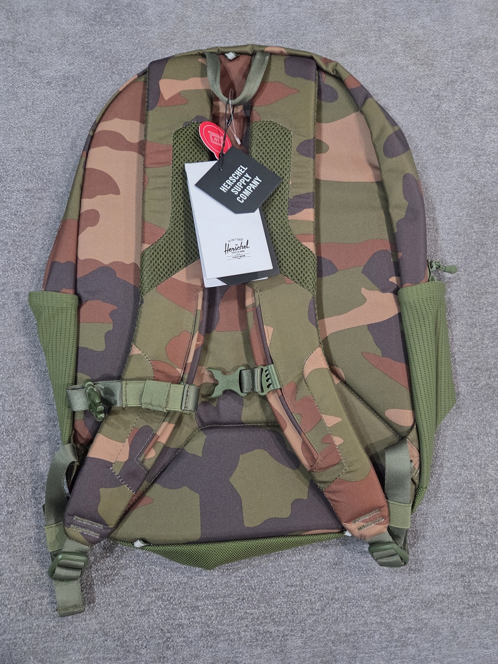 Herschel Rundle Woodland Camo Backpack 24.5L 15" Laptop Compartment 18x12x5.75" - Picture 2 of 3